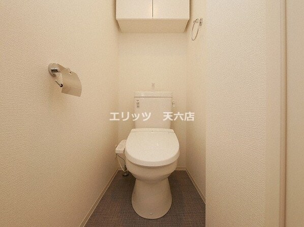 セレニテ中崎町リアンの物件内観写真